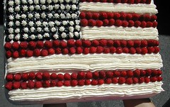 flag cake...by Chris and Jenny (via Creative Commons)