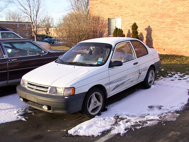 1993 toyota tercel car coupe white
