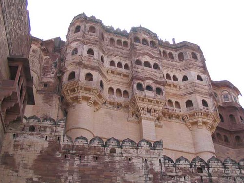 Mehrangarh - fort rising up
