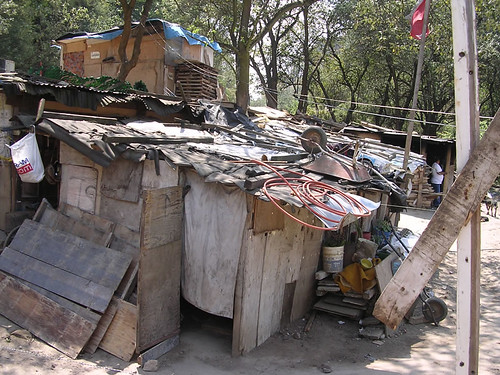 A home in a canyon shantytown on the edge of Mexico City. c/o UMD Merrill School Of Journalism