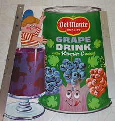 Del Monte Fruit Drinks display