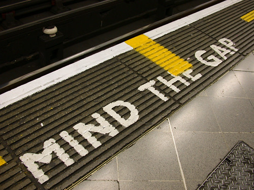 Mind the gap french in london