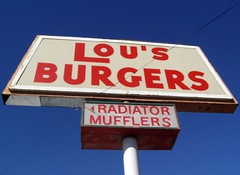 20051003 Lou's Burgers