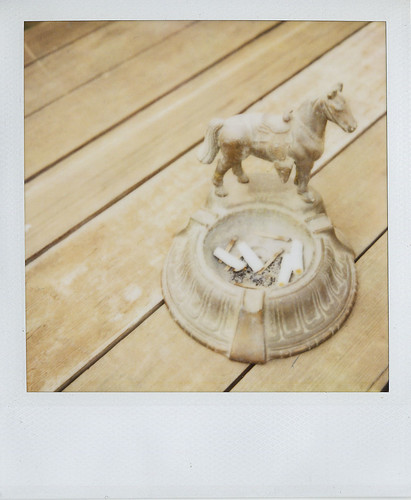 jason's :: horse ashtray