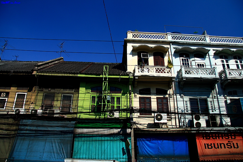 Great Old and Colorful shoplots @ Bangrak, Bangkok, Thailand