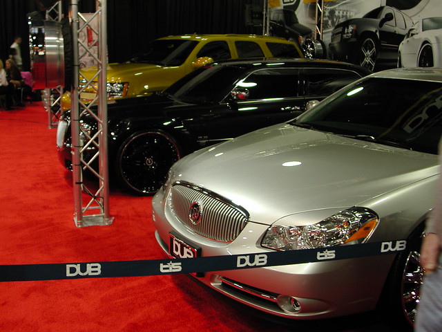 auto show cars buick nikon gray detroit lucerne 2007