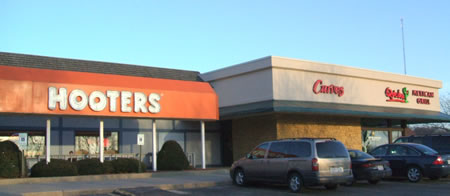 Hooters parking lot