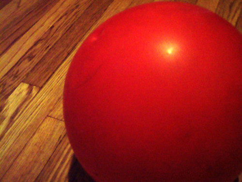 big.red.ball.