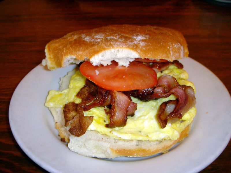 Bacon & Egg Breakfast Sandwich