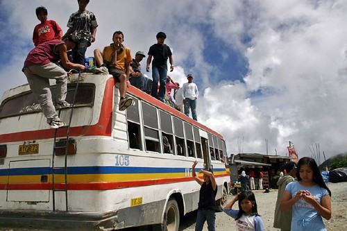  commuting by bus rural area rooftop Philippines Buhay Pinoy  Ngayon Filipino Pilipino  people pictures photos life Philippinen      