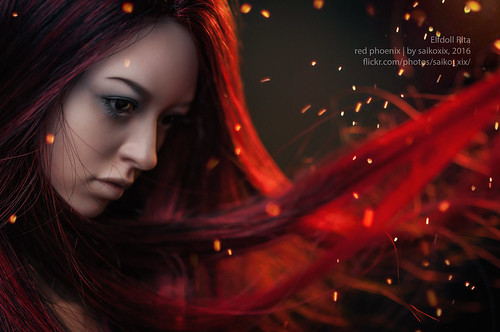 madam_red_phoenix ©  Saiko Weiss