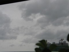 2005.09.01上午10點板橋的天空