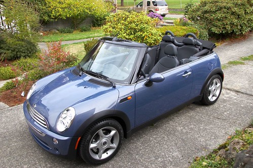 We reserved a blue Mini Cooper convertible for the day.