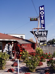 20051017 Cozy Motel