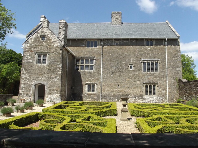 Llancaiach Fawr Manor - Knot Garden
