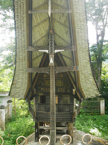Toraja, rice shed