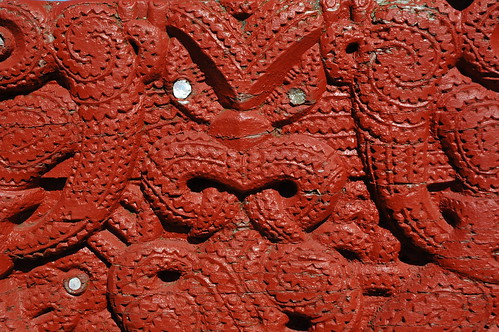 Maori Carving Traditionally the Maori used carved patterns as a form of 