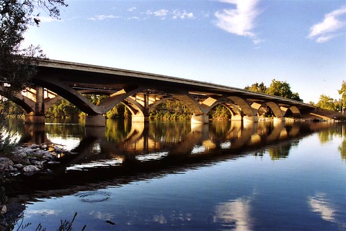 Scramento River Bridges, Redding, CA (by bridgepix)