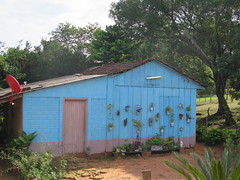 Une maison au Paraguay <a style="margin-left:10px; font-size:0.8em;" href="http://www.flickr.com/photos/83080376@N03/18609889615/" target="_blank">@flickr</a>