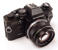 Olympus OM10 (w/manual adapter)