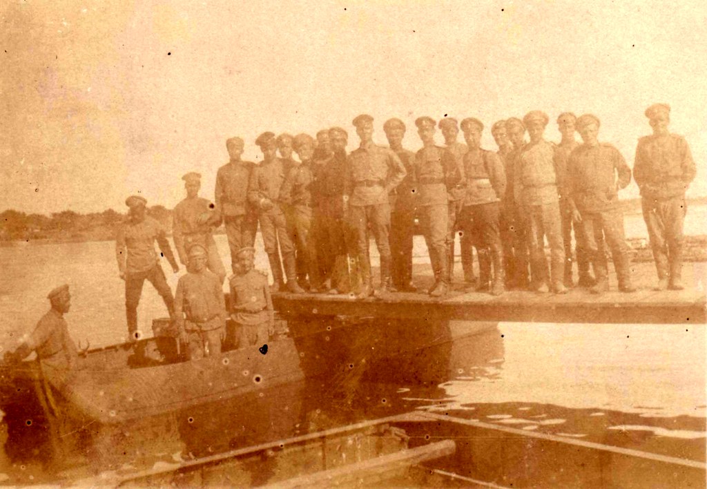 : WWI Pontoon on the Volga River 1917