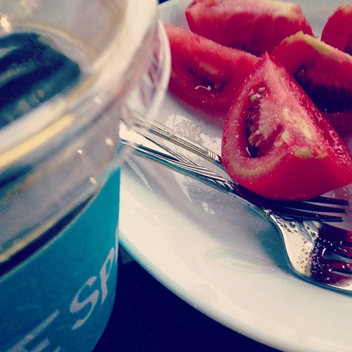       ...      ...     #Cafe #Coffee #Dessert #Fruit #Tomato ©  Jude Lee