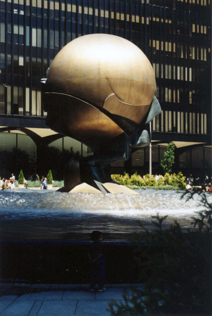 The Sphere - 1998