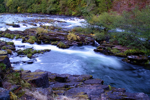 North Umpqua by the Steamboat Inn by alumroot