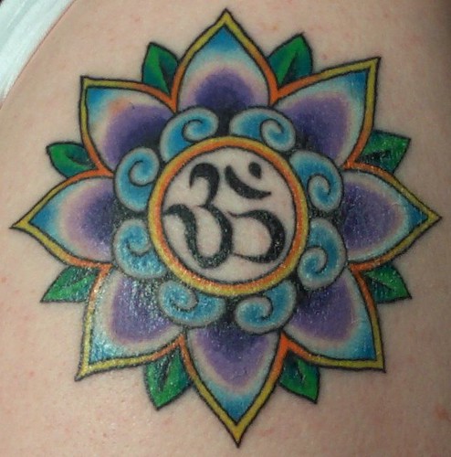 tattoo designs om lotus