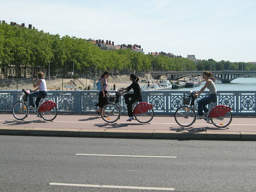 Demoiselles à bicyclettes