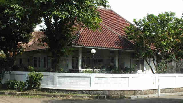 Rumah Kuno di Sempur