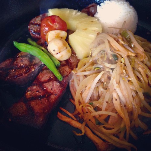  ... !! #Seoul #Restaurant #Lunch #Food #Steak ©  Jude Lee