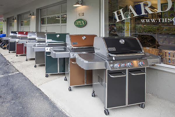 TREAT DAD AND YOURSELF (YOU WONT HAVE TO COOK) FOR FATHERS DAY WITH A NEW WEBER GRILL.