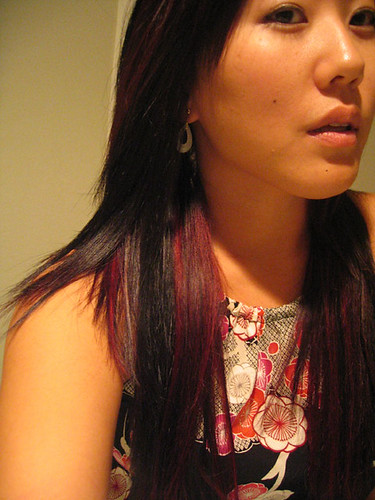 red hair with streaks