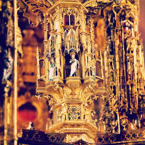 2012     #Travel #Memories #Throwback #2012 #Autumn #Toledo #Spain    ...     #Old #City #Town #Cathedral #Interior #Decoration #Sculpture #Gold #Figures #Handicraft ©  Jude Lee