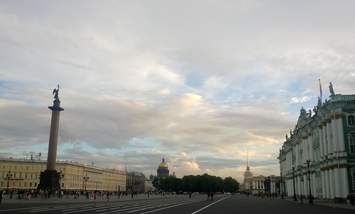Palace square, St.Petersburg ©  Olga