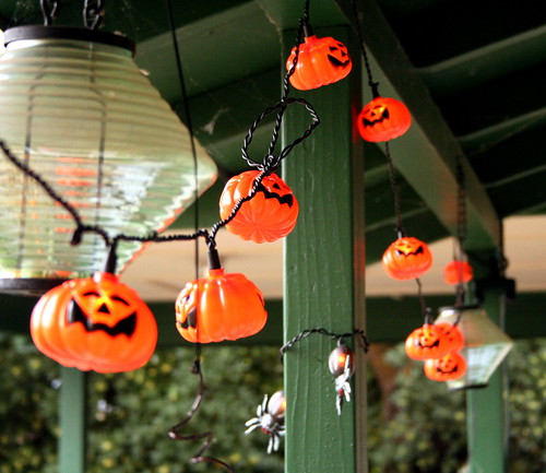 Halloween Decorations by pberry