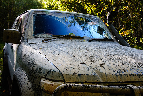 Dirty Jeep ©  kuhnmi