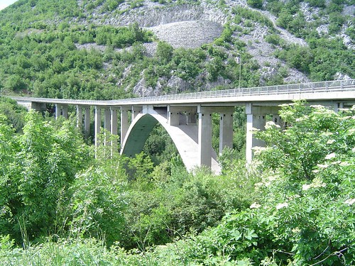 Slavni most