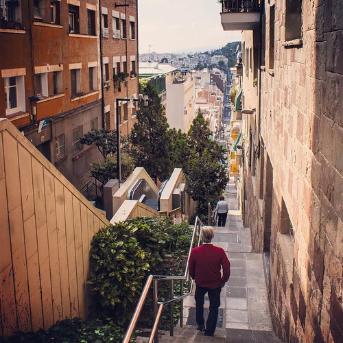 2012     #Travel #Memories #Throwback #2012 #Autumn #Barcelona #Spain     ... #Way to #Park #Guell #Street #Escalator #Stairs #House #Peoples ©  Jude Lee