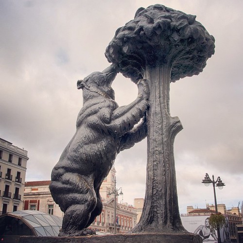 2012     #Travel #Memories #Throwback #2012 #Autumn #Madrid #Spain ... ... #Square #Plaza #Monument #Statue #Bear #Strawberry #Tree ©  Jude Lee