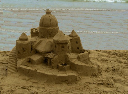Immagine: castello di sabbia in riva al mare - book fotografico di 
otsige