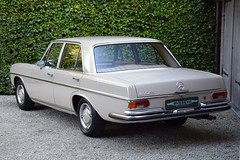 Mercedes 250 SE (1968). 