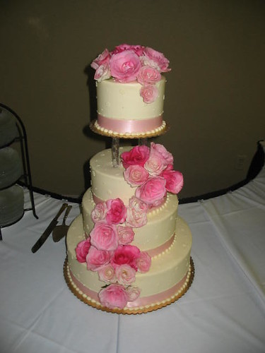 pink wedding cakes