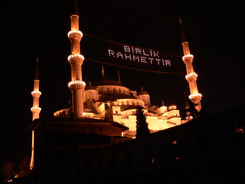 Sultan Ahmet Camii (Blue  Mosque) at nite