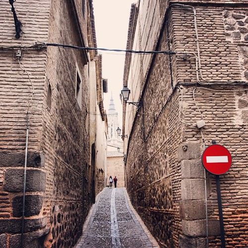 2012     #Travel #Memories #Throwback #2012 #Autumn #Toledo #Spain    ...   ... #Old #City #Town #Back #Street #Wall #Road #Sign #Peoples ©  Jude Lee
