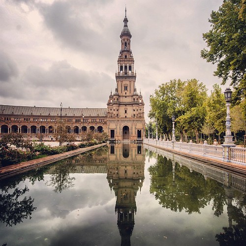 2012     #Travel #Memories #Throwback #2012 #Autumn #Sevilla #Spain  ...  #Square #Plaza #Tower #Canal #Reflection #Tree ©  Jude Lee