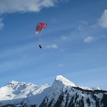 paragliding-in-winter