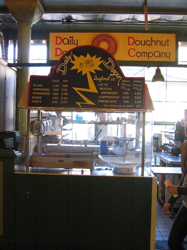 Daily Dozen Doughnut Company, Pike Place market