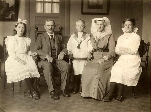 My greatgrandfather en -mother and my grandfather with sisters, The Netherlands